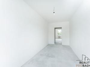 Prodej bytu 3+1, Praha, Mazurská, 69 m2