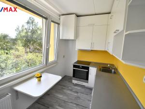 Pronájem bytu 1+1, Hradec Králové - Nový Hradec Králové, Mandysova, 32 m2