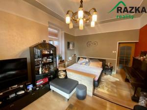 Prodej bytu 3+1, Mariánské Lázně, Ruská, 101 m2