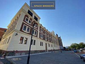Pronájem kanceláře, Praha, Údolní, 2500 m2