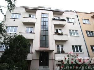 Pronájem bytu 1+kk, Praha - Nusle, U družstva Život, 31 m2