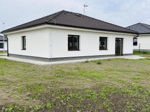 Prodej rodinného domu, Sopřeč, 145 m2