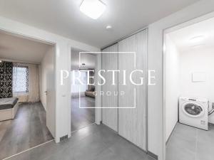 Pronájem bytu 2+kk, Praha - Karlín, Nekvasilova, 67 m2