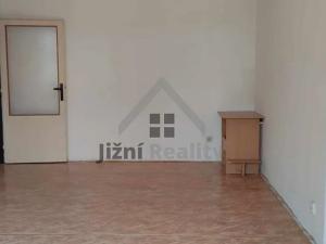 Prodej bytu 3+1, Jindřichův Hradec, sídliště Vajgar, 78 m2
