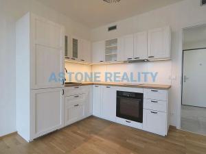 Pronájem bytu 1+kk, Praha - Modřany, Mezi vodami, 40 m2