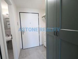 Pronájem bytu 1+kk, Praha - Modřany, Mezi vodami, 40 m2