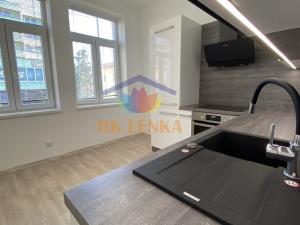 Pronájem bytu 1+1, Frýdek-Místek - Frýdek, tř. T. G. Masaryka, 40 m2