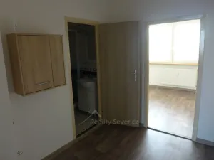 Pronájem bytu 2+kk, Česká Lípa, Jihlavská, 42 m2