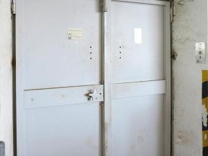 Pronájem skladu, Praha - Holešovice, 200 m2