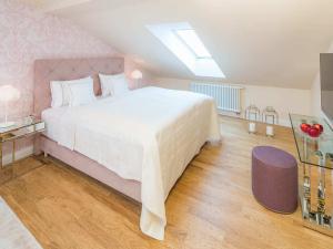 Prodej bytu 3+kk, Karlovy Vary, Vřídelní, 105 m2