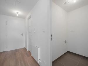 Pronájem bytu 2+kk, Praha - Košíře, Hlaváčkova, 65 m2