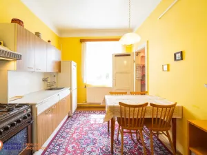 Prodej bytu 4+1, Šumperk, Masarykovo nám., 97 m2