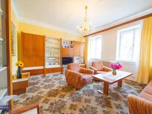 Prodej bytu 4+1, Šumperk, Masarykovo nám., 97 m2