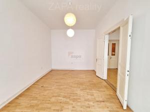Pronájem bytu 1+1, Praha - Smíchov, Na Celné, 50 m2