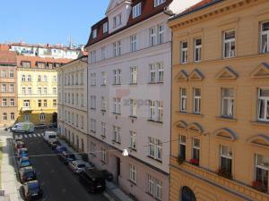 Pronájem bytu 1+1, Praha - Smíchov, Na Celné, 50 m2