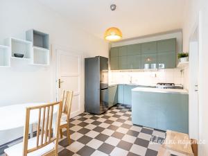 Pronájem bytu 2+kk, Praha, Komunardů, 50 m2