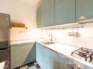 Pronájem bytu 2+kk, Praha, Komunardů, 50 m2