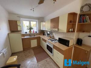 Pronájem bytu 1+1, Mníšek pod Brdy, 9. května, 52 m2