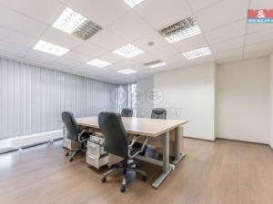 Pronájem obchodního prostoru, Praha - Břevnov, Bělohorská, 168 m2