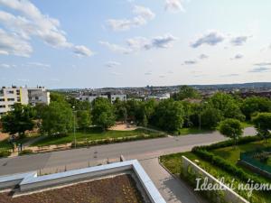 Pronájem bytu 2+kk, Brno, Kumpoštova, 56 m2