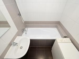 Prodej bytu 3+1, Praha - Chodov, Malenická, 71 m2
