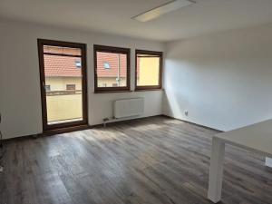 Pronájem bytu 3+1, Červený Újezd, Ke Špačce, 84 m2
