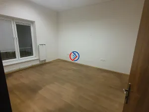 Pronájem výrobních prostor, Horka nad Moravou, 3665 m2