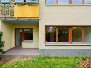 Pronájem bytu 2+kk, Praha - Záběhlice, Harlacherova, 56 m2