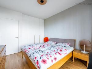Pronájem bytu 3+kk, Praha - Holešovice, Sanderova, 116 m2