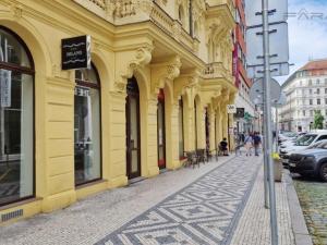 Pronájem obchodního prostoru, Praha - Nové Město, Opletalova, 71 m2