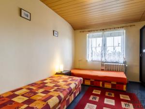 Pronájem ubytování, Praha - Dolní Chabry, 305 m2
