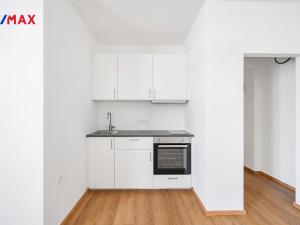 Prodej bytu 3+kk, Hradec Králové, Klumparova, 37 m2