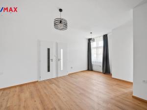 Prodej bytu 3+kk, Hradec Králové, Klumparova, 37 m2