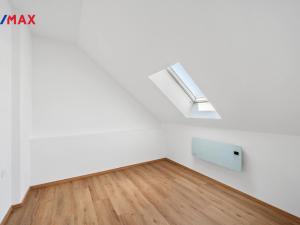 Prodej bytu 3+kk, Hradec Králové, Klumparova, 37 m2