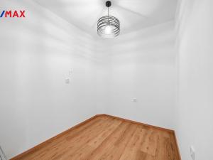 Prodej bytu 3+kk, Hradec Králové, Klumparova, 37 m2