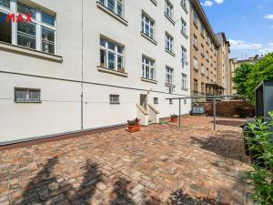 Prodej bytu 3+kk, Hradec Králové, Klumparova, 37 m2