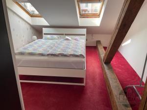 Pronájem bytu 2+kk, Praha - Vršovice, Kodaňská, 62 m2