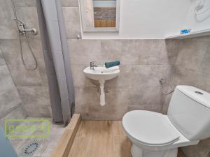 Prodej rodinného domu, Jaroměř - Semonice, 180 m2