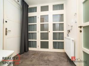 Pronájem bytu 4+kk, Praha - Holešovice, Tusarova, 76 m2