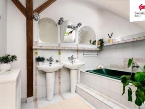 Pronájem rodinného domu, Praha - Troja, Trojská, 364 m2