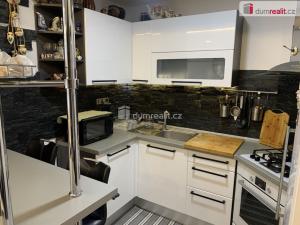 Prodej bytu 4+kk, Praha - Petrovice, Rezlerova, 74 m2