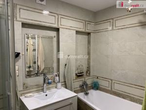Prodej bytu 4+kk, Praha - Petrovice, Rezlerova, 74 m2