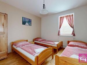 Prodej rodinného domu, Starovičky, 144 m2