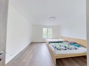 Pronájem bytu 2+kk, Praha - Stodůlky, Mukařovského, 72 m2