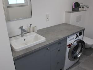 Prodej rodinného domu, Karlovy Vary - Stará Role, Palackého, 140 m2