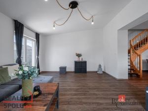 Prodej bytu 4+kk, Polerady, 103 m2