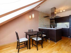 Pronájem bytu 3+kk, Praha - Smíchov, Radlická, 70 m2