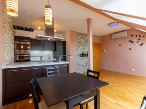 Pronájem bytu 3+kk, Praha - Smíchov, Radlická, 70 m2