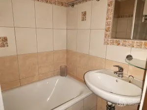 Prodej bytu 2+1, Nejdek, Bratří Čapků, 57 m2