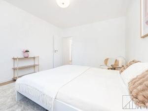 Prodej bytu 4+kk, Praha - Modřany, Urbánkova, 80 m2